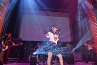 竹達彩奈「Ayachi Birthday 2015 あやテレ」夜の部の様子。