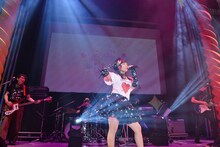 竹達彩奈「Ayachi Birthday 2015 あやテレ」夜の部の様子。