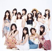 Rev.from DVL。橋本環奈は最前列中央。