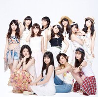 Rev.from DVL。橋本環奈は最前列中央。