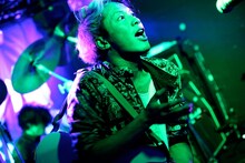 あきらかにあきら（B）（Photo by Viola Kam）