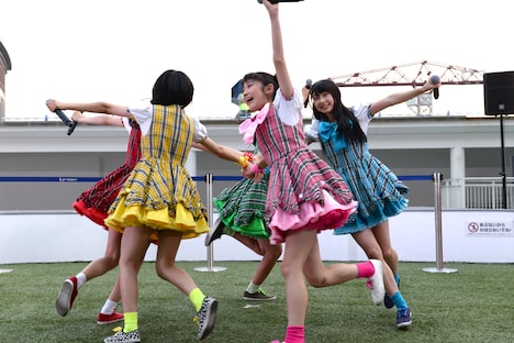 「ときめき▽宣伝部 ～1st SEASON～ 土っキュン▽!!土っキュン▽!!ツアー」の様子。