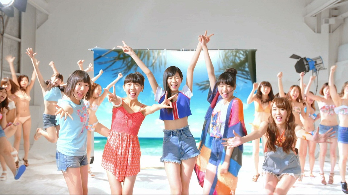 夢みるアドレセンス「くらっちゅサマー」MVのワンシーン。