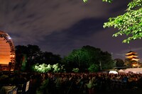 「Slow LIVE '14 in 池上本門寺」の様子。