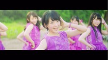 乃木坂46「太陽ノック」のミュージックビデオのワンシーン。