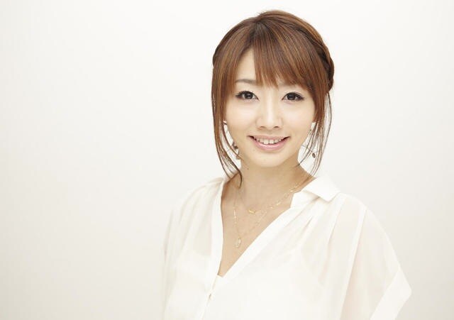 今週の人気画像4位は「吉井和哉と眞鍋かをりが結婚、秋に新しい命も誕生」より、眞鍋かをり。