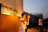 シクラメン「こんにちは羽田」リリース記念イベントの様子。（写真提供：トイズファクトリー）