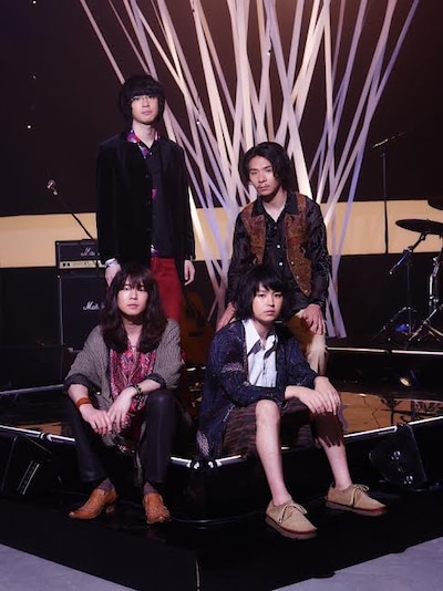 little voiceのアーティスト写真。