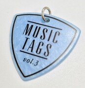 来場者全員にプレゼントされるペンダントピック。