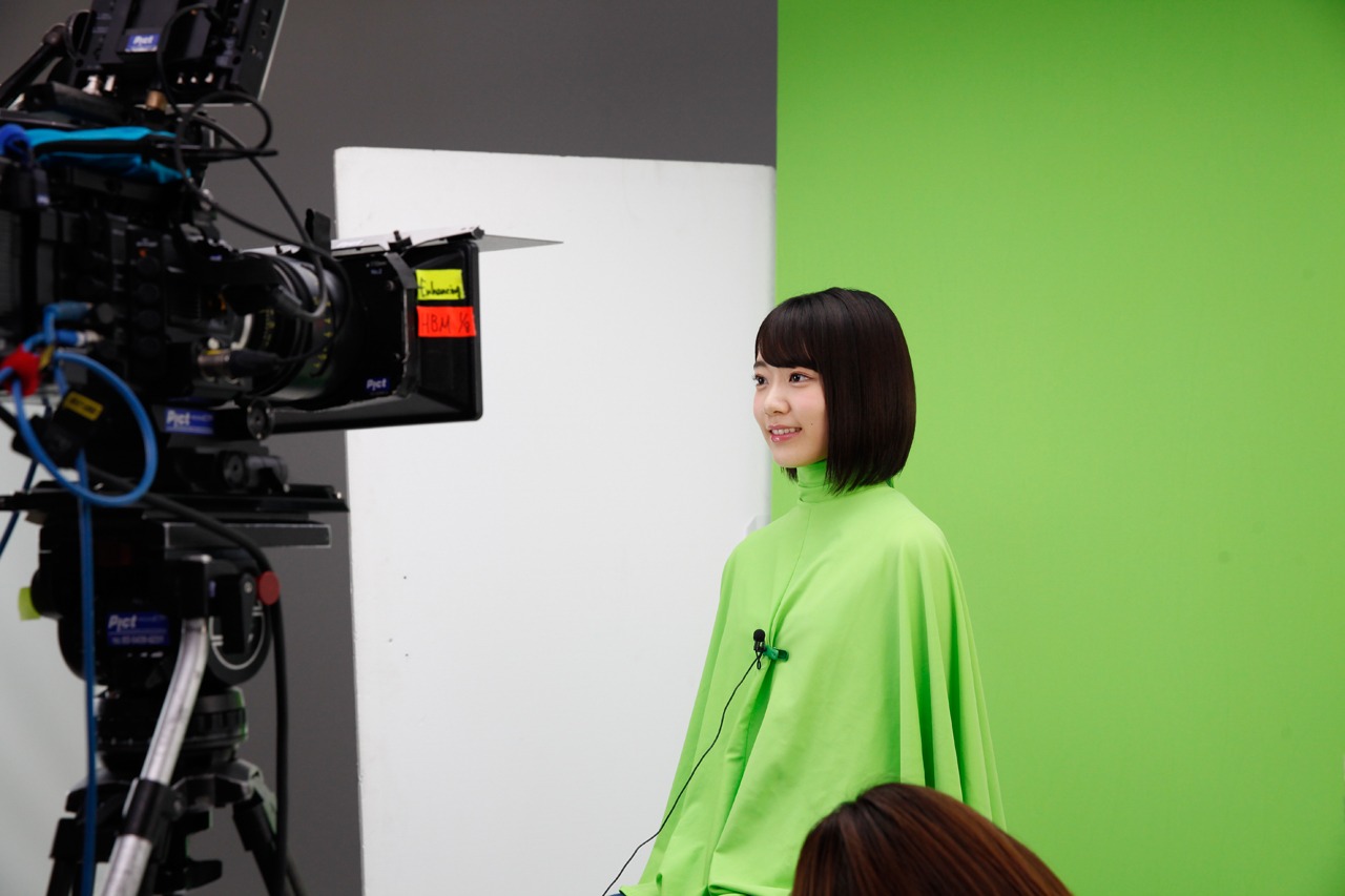 東京モノレール新CMのメイキングシーン。 (c)AKS