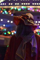 場内を徘徊する吟遊詩人。