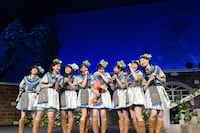 「私立恵比寿中学 飛び出せ全十ホールツアー2015～わっくわくはるバルーンGOGO～」追加公演の様子。