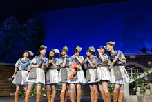 「私立恵比寿中学 飛び出せ全十ホールツアー2015～わっくわくはるバルーンGOGO～」追加公演の様子。