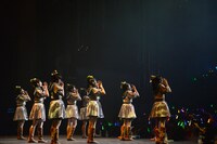 「私立恵比寿中学 飛び出せ全十ホールツアー2015～わっくわくはるバルーンGOGO～」追加公演の様子。