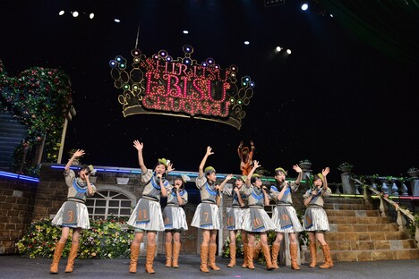 「私立恵比寿中学 飛び出せ全十ホールツアー2015~わっくわくはるバルーンGOGO~」追加公演の様子。