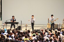 DEEN（写真提供：EPICレコードジャパン）