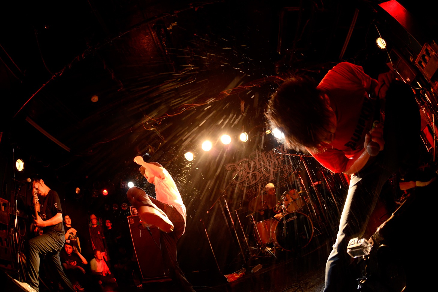 NUBO「YOKOHAMA TURKEY DAY!! -ONE MAN LIVE!!-」の様子。（撮影：半田安政[Showcase]）