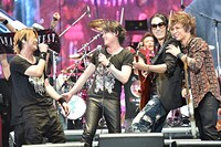 「LUNATIC FEST.」2015年6月28日公演のアンコールセッションの様子。（写真提供：LUNATIC FEST.）