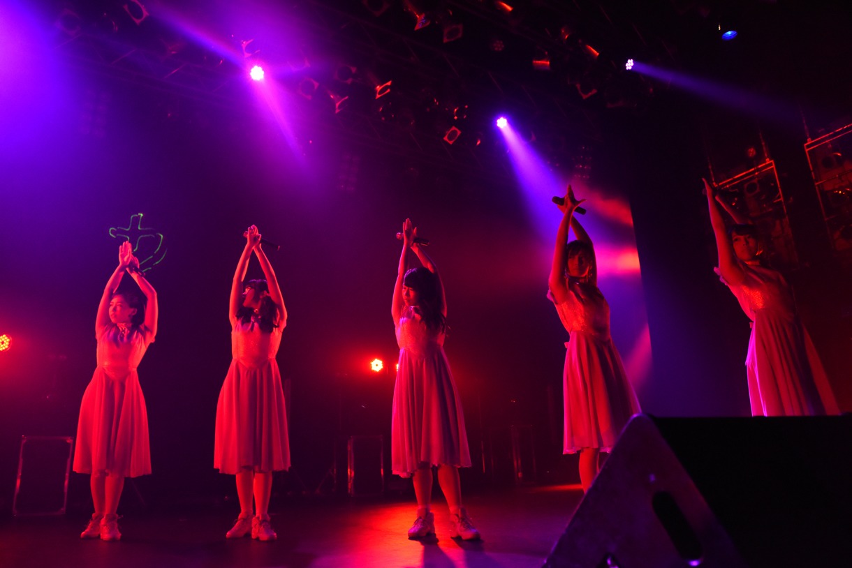 「STARMARIE ASIA TOUR 2015 ～FANTASTIC～ powered by e-earphone」東京・TSUTAYA O-EAST公演の様子。