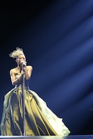 倖田來未「Koda Kumi 15th Anniversary Live Tour 2015 ～WALK OF MY LIFE～ supported by Mercedes-Benz」埼玉・さいたまスーパーアリーナ公演の様子。（写真提供：エイベックス・ミュージック・クリエイティヴ）