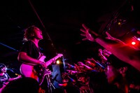 tricot（撮影：青木カズロー）