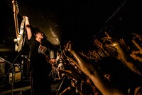 tricot（撮影：青木カズロー）