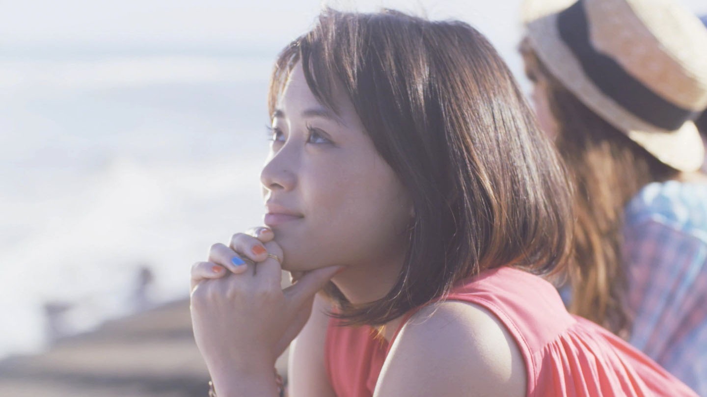 大原櫻子「真夏の太陽」MVのワンシーン。