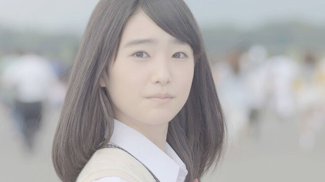 Little Glee Monster「人生は一度きり」ミュージックビデオのワンシーン。