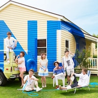 AAA「LOVER」ジャケット