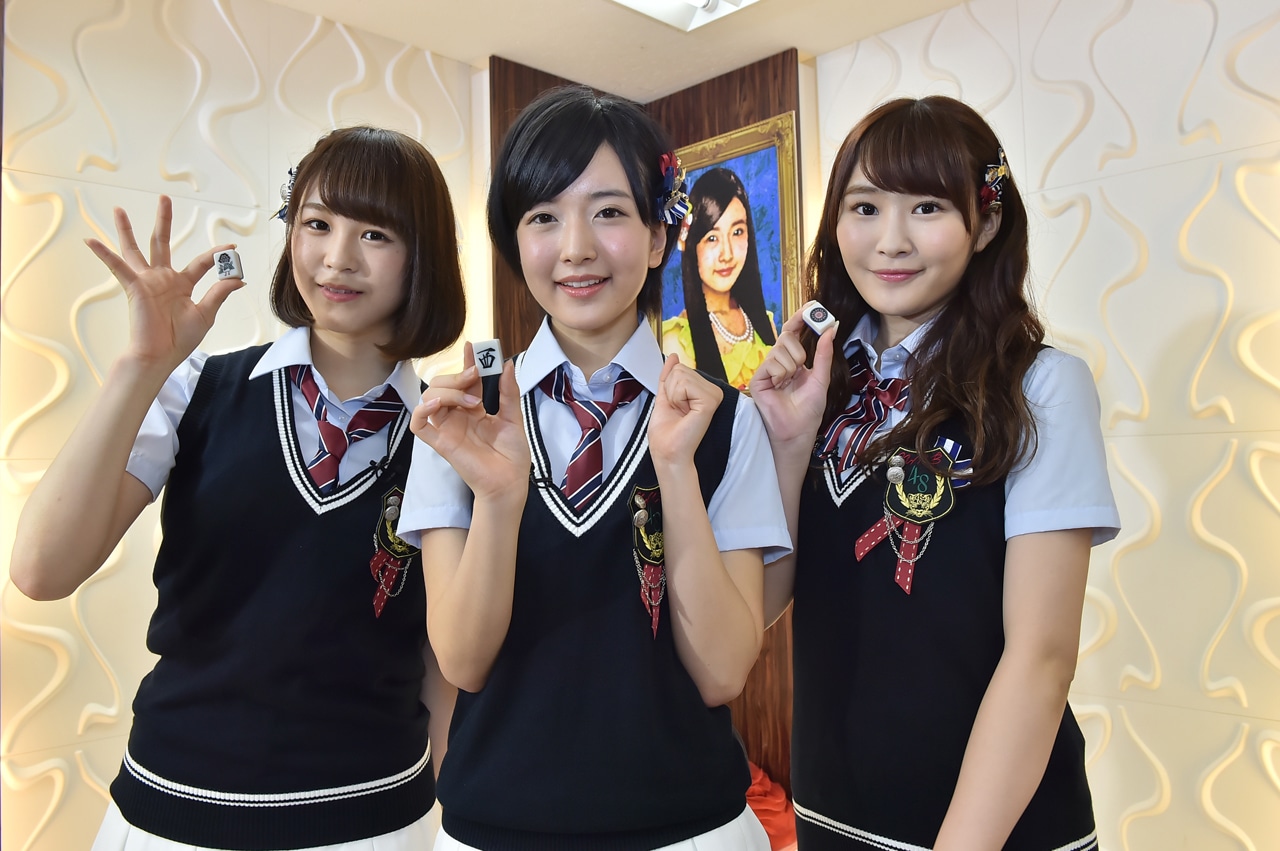 左から三田麻央（NMB48）、須藤凜々花（NMB48）、川上礼奈（NMB48）。（写真提供：TBSテレビ）
