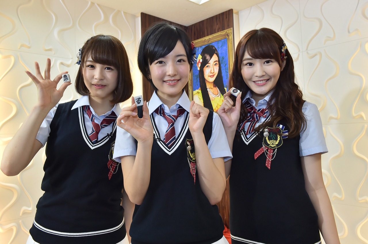 左から三田麻央（NMB48）、須藤凜々花（NMB48）、川上礼奈（NMB48）。（写真提供：TBSテレビ）
