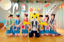 しまじろうを囲むチームしゃちほこ。