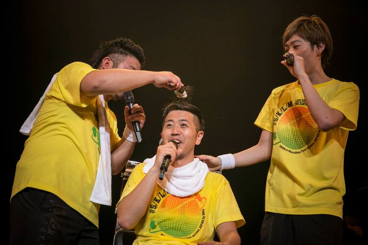 ツアー中のシクラメン Zepp Tokyoでdeppa坊主にされる 音楽ナタリー