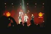 7月4日（現地時間）にフランス・パリにて実施された「Japan Expo」でのYOSHIKI（Dr, Piano / X JAPAN）。（写真提供：株式会社ジャパンミュージックエージェンシー）