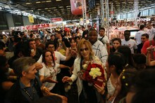 7月4日（現地時間）にフランス・パリにて実施された「Japan Expo」でのYOSHIKI（Dr, Piano / X JAPAN）。（写真提供：株式会社ジャパンミュージックエージェンシー）