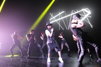 「JIN AKANISHI LIVE TOUR 2015 ～Me～」初日公演の様子。