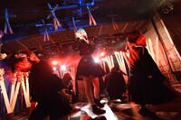 NECRONOMIDOL単独ライブ「ANNO UMBRAE」の様子。