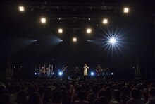 「TRUSTRICK PREMIUM LIVE SUMMER "Iolite"」の様子。（撮影：加藤アラタ）