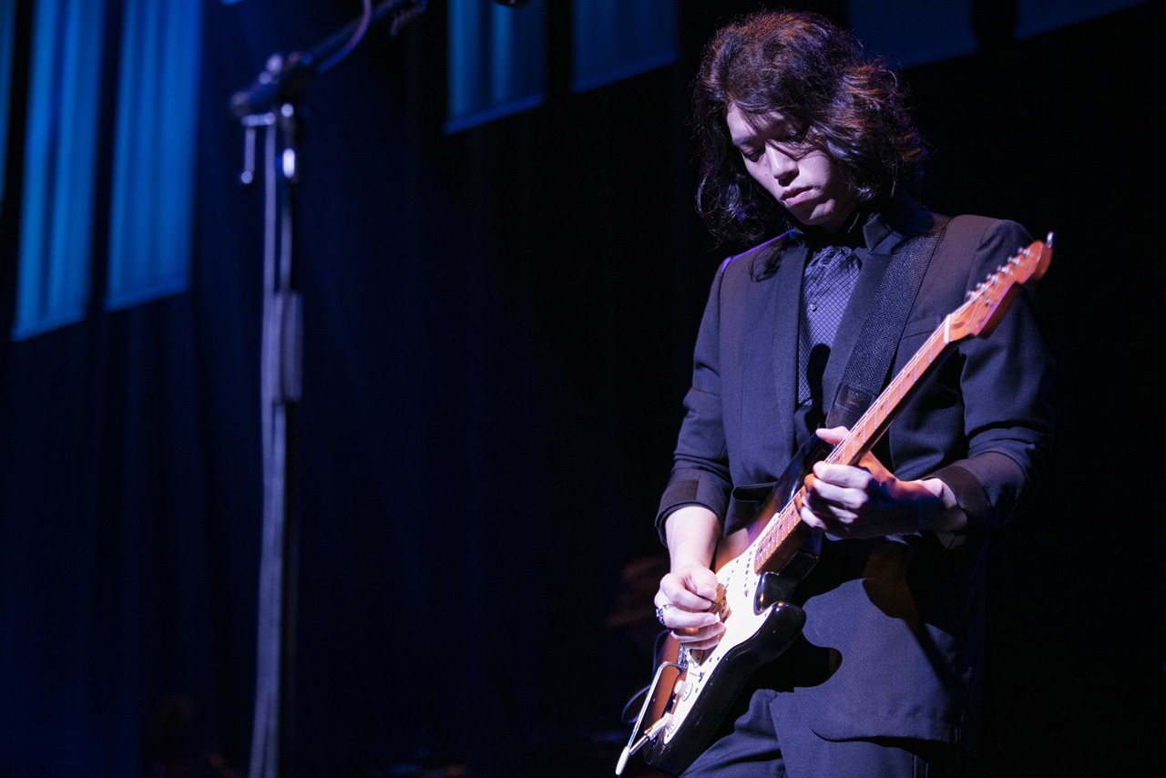 「TRUSTRICK PREMIUM LIVE SUMMER "Iolite"」の様子。（撮影：加藤アラタ）
