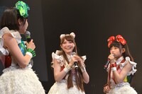 左から緒方真優、長谷川愛里、其原有沙。