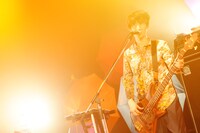 ヤマシタタカヒサ（B, Cho）（撮影：佐藤広理）