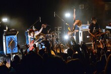 「HaKU“I HEAR YOU”TOUR 2015」WWW公演の様子。