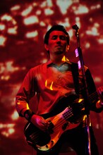 山田貴洋（B, Vo）（Photo by TEPPEI）