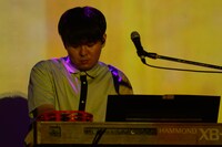 下村亮介（Key, G / the chef cooks me）（Photo by TEPPEI）