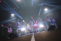 「RAVE RAVE RAVE」を歌うバンドじゃないもん！。（撮影：ハヤシサトル）