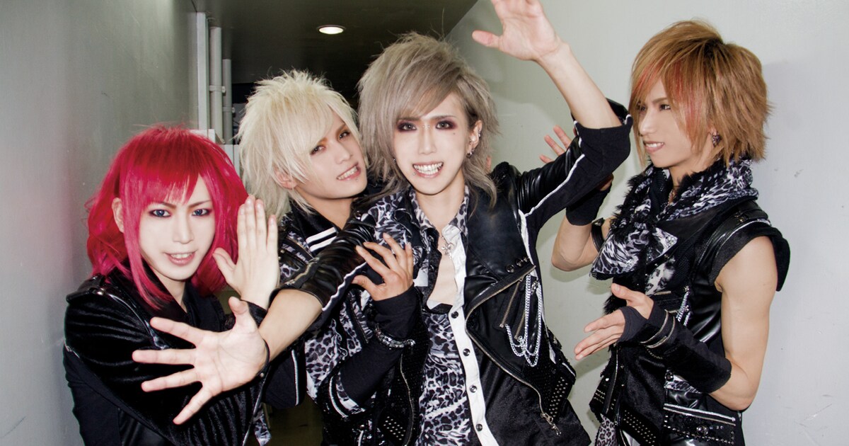 全国行脚中のRoyz、4人で踊った杙凪生誕祭 - 音楽ナタリー