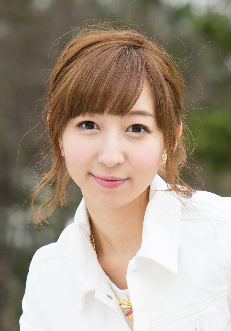 飯田里穂