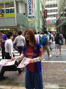 「エル・ゴラッソ」号外配布の様子。（Photo by BaO）