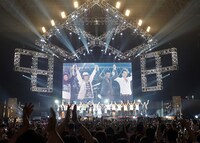 「LIVE MONSTER LIVE」出演時のDREAMS COME TRUE。 （撮影：植松千波）