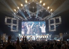 「LIVE MONSTER LIVE」出演時のDREAMS COME TRUE。 （撮影：植松千波）